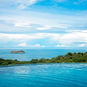 Villa Roca Boutique Resort & Suites - Adult Only
